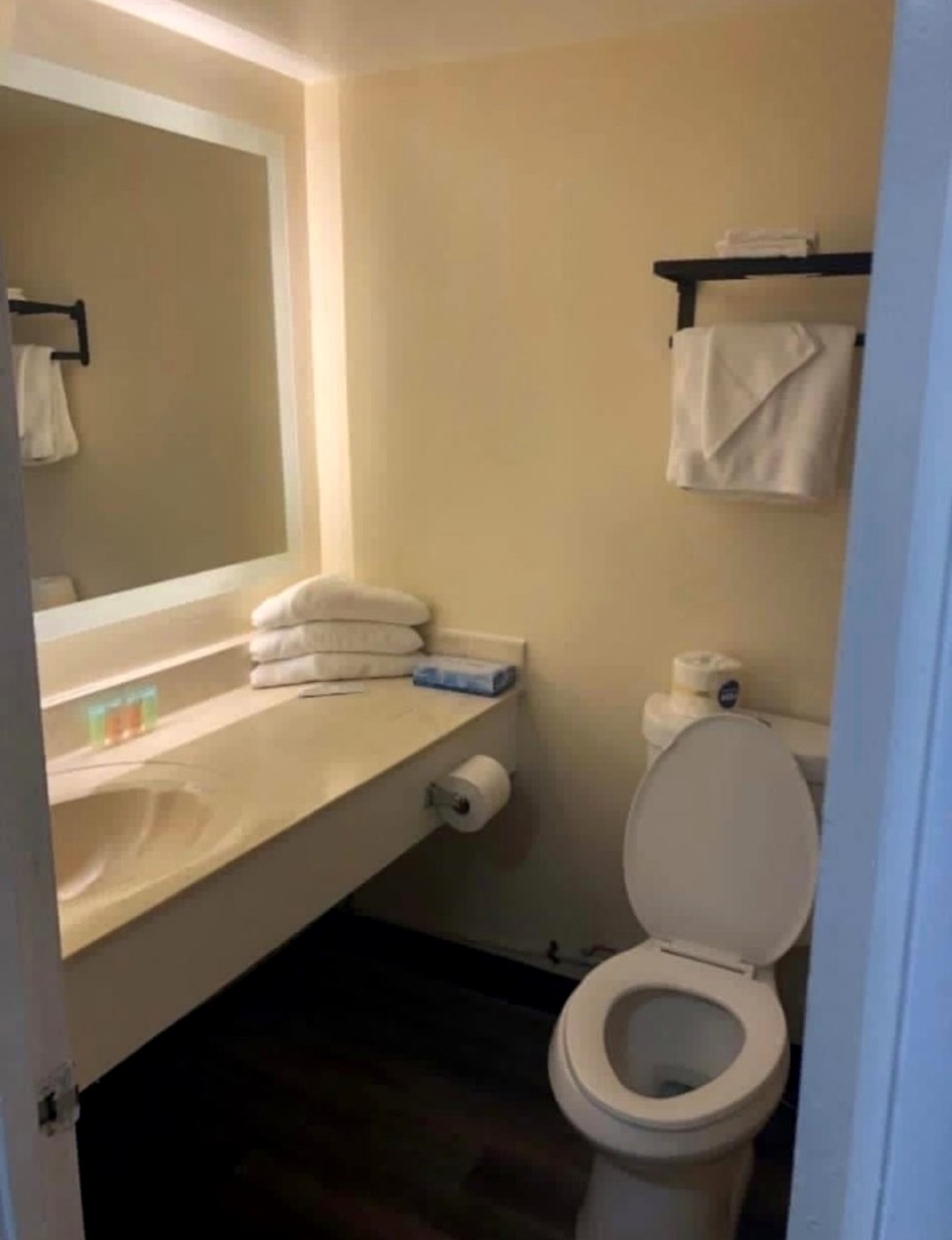 Clean bathroom with vanity